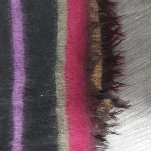 Club Monaco Scarf - Picture 7 of 9